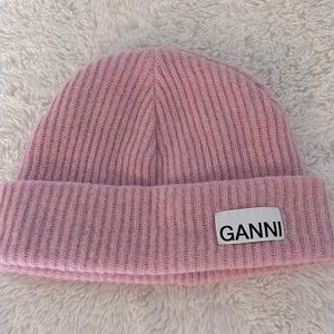 Ganni beanie pink